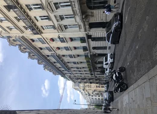 La Clef Champs-Élysées dış cephe — Paris